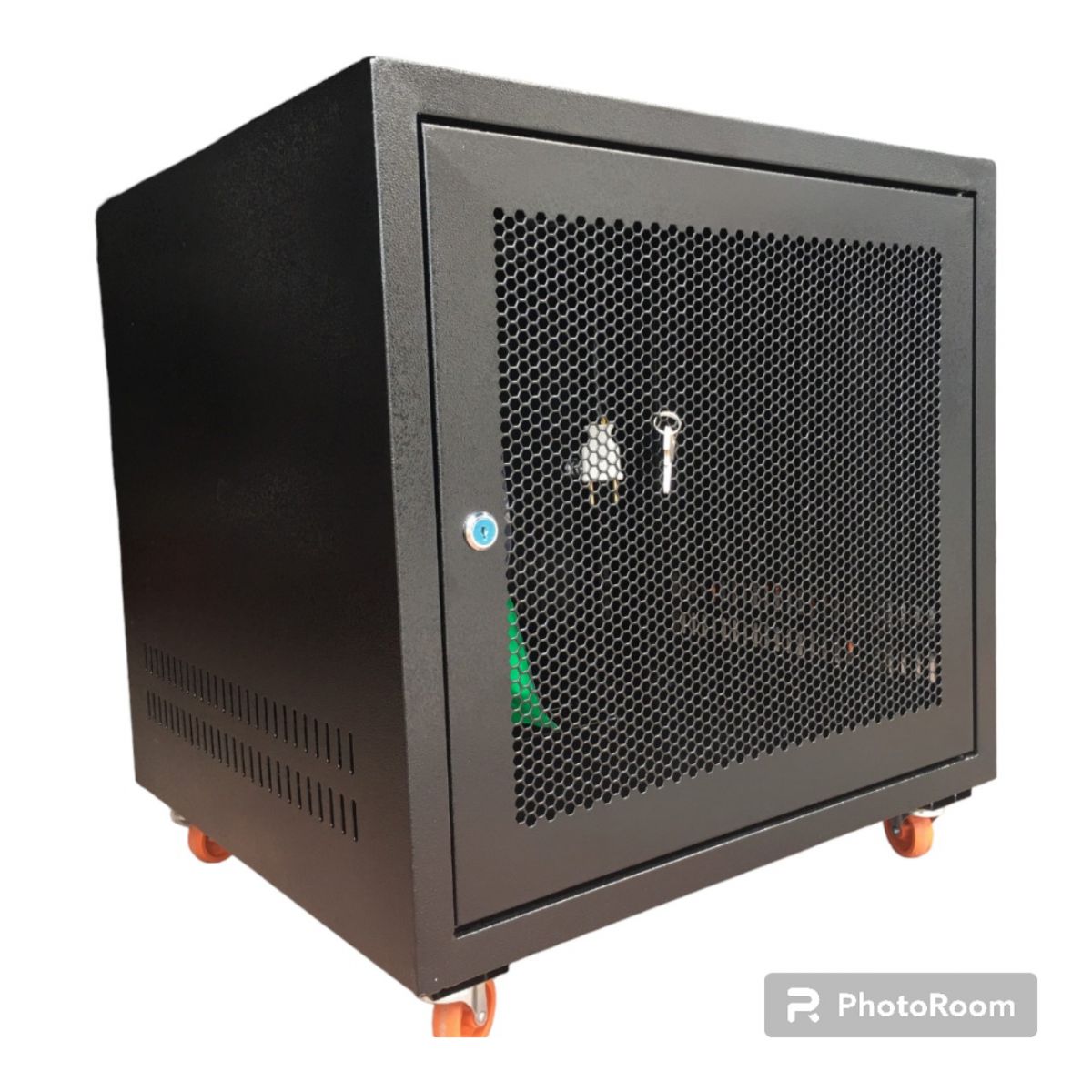 Tủ âm thanh 10U kim loại có sơn tĩnh điện đen cửa lưới có bán xe nhỏ gọn di chuyển dễ dàng